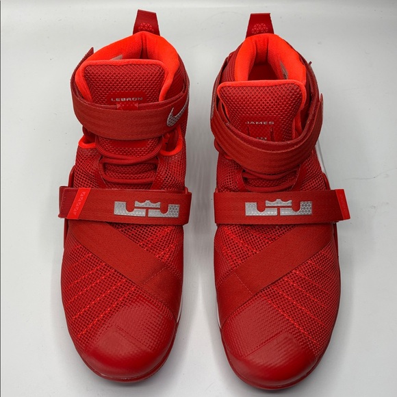 Nike Zoom Men’s Size 13 Lebron James Soldier 9 University Red Court Shoes - Picture 1 of 8